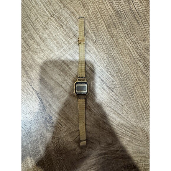VTG Texas Instrumenets Quartz Watch Women Gold Tone LCD Digital ~Missing Back - Picture 3 of 3